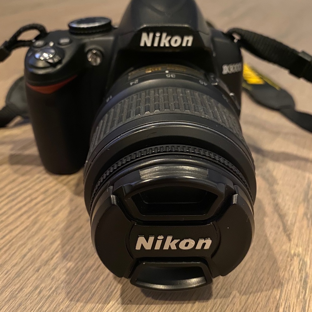 Nikon D3000 DSLR Camera